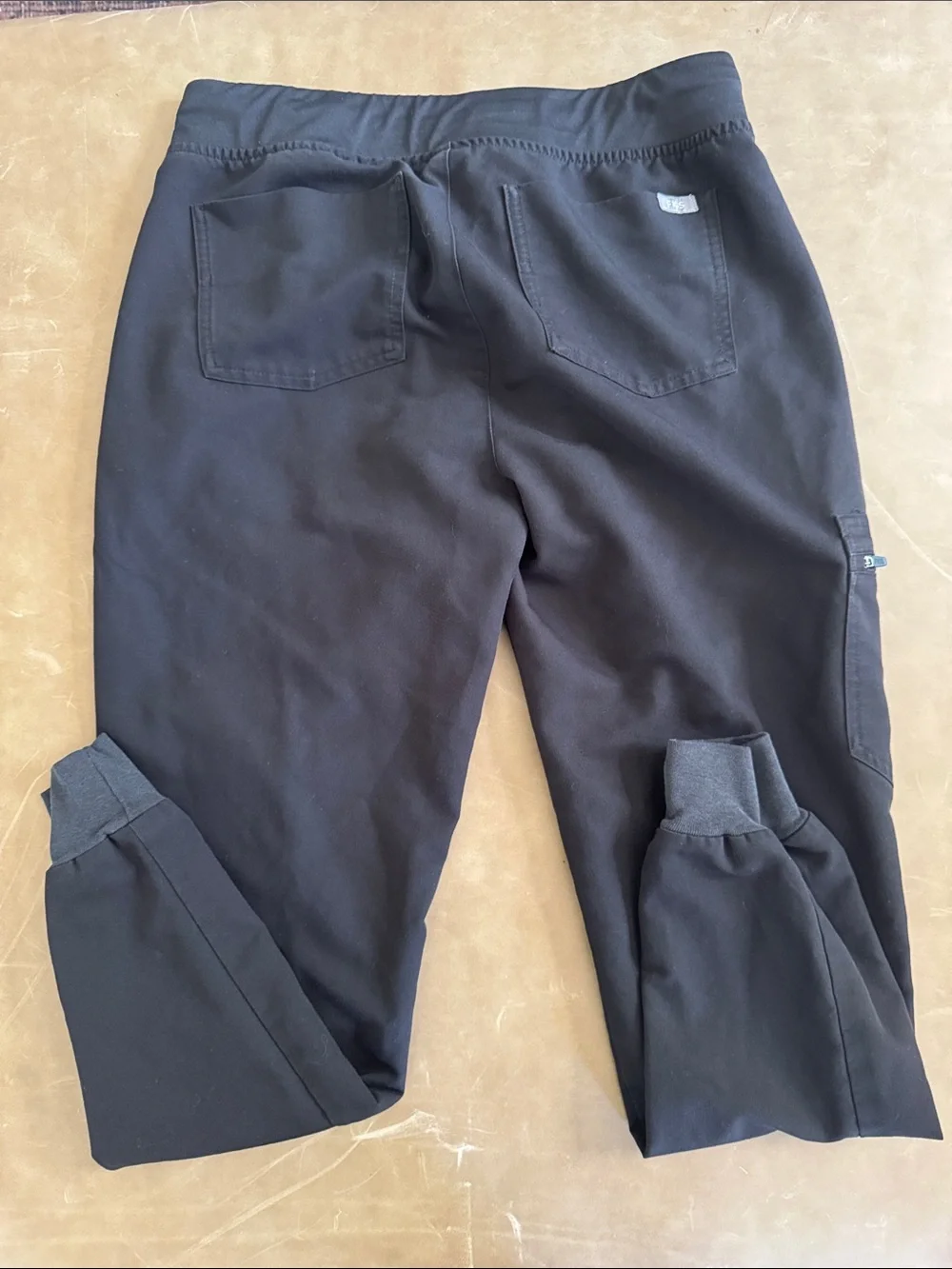 Figs black Zamora Jogger Pants with gray drawstring sz small